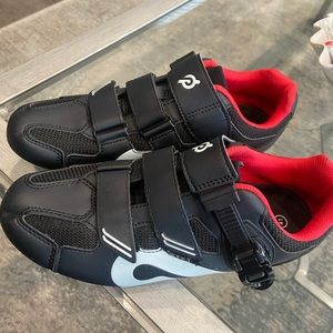 Peloton cycling shoes
